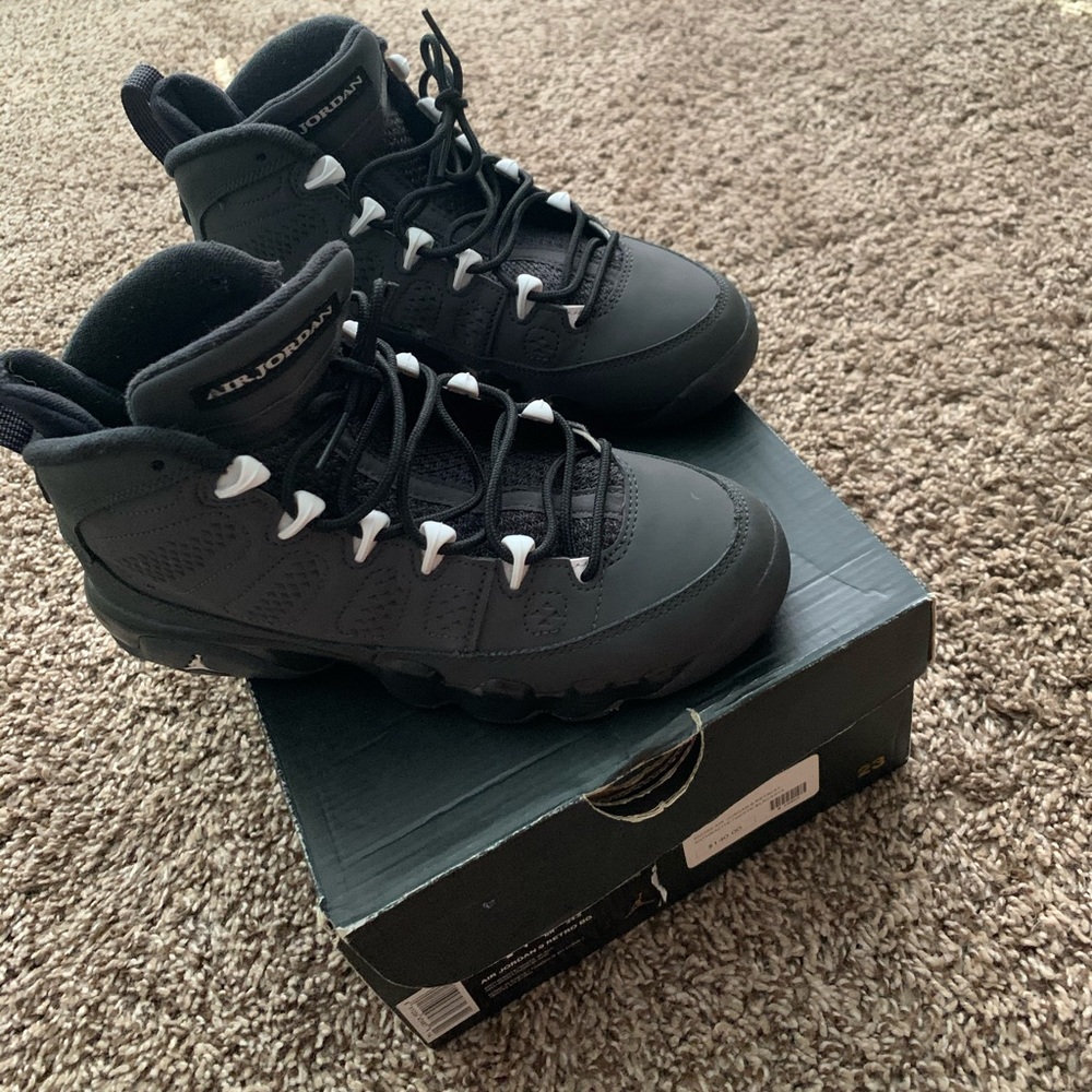 Jordan retro 9